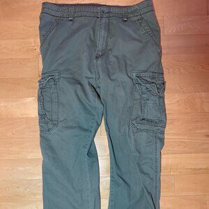 Like new men's cargo pants